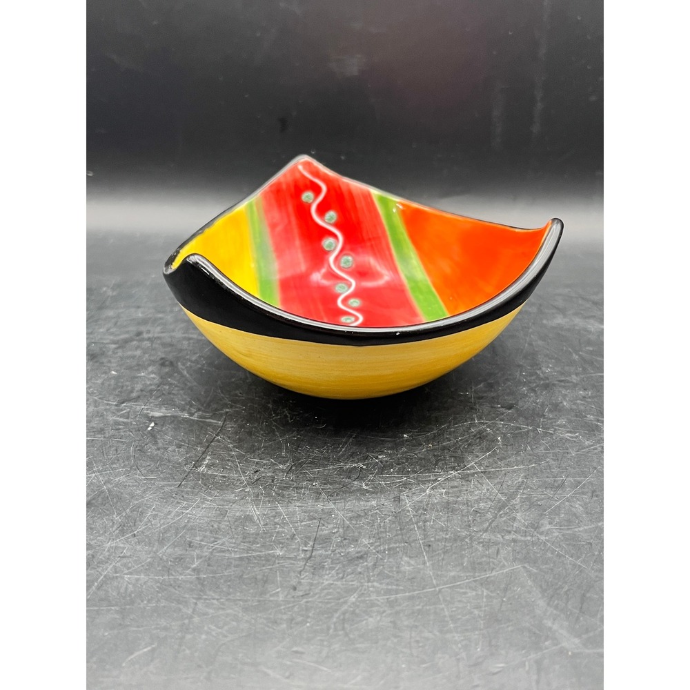 Del Rio Salado Spain Ceramic Hand Painted 3-Pointed Bowl Candy Dish 4.5" Spain - Picture 2 of 6